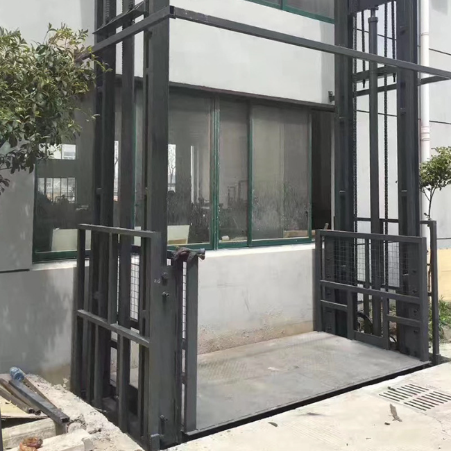 定日5吨室外升降货梯